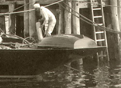 Herreshoff #193003es [Tender for #1058s Prestige]